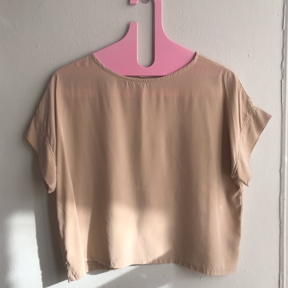 Elizabeth suzann pink silk Georgia tee